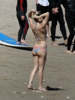 kate hudson in bikini 46.jpg