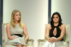 ariel winter al talk 04.jpg