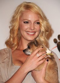 98013_KatherineHeigl_CompassionRevolutionpressconference_LA_210910_009_122_14lo.jpg