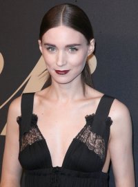 Rooney-Mara-Maison-Cartier3.jpg