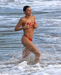 jenna dewan in bikini 03.jpg