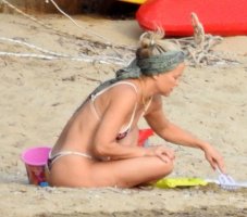 Kate-Hudson-Sexy-The-Fappening-Blog-34-1.jpg