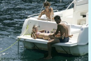 vanessa lorenzo in bikini 15.jpg