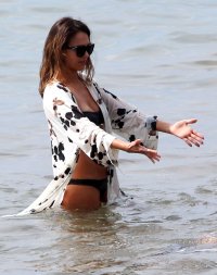 jessica alba in bikini 50.jpg