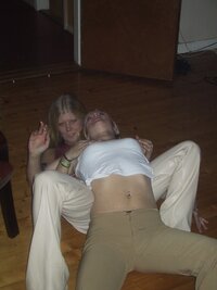 Homemade.SE.Pics.Blondie.Goes.Naked.03of22.jpg