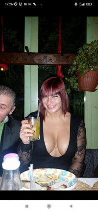 Screenshot_2021-10-13-17-26-57-264_com.facebook.katana.jpg