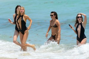 Joy-Corrigan-Sexy-9-thefappeningblog.com_.jpg