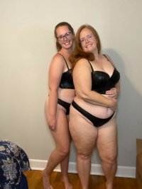 amateur-mom-47-and-daughter-20-just-hanging-out-cz9RES.jpg