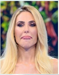 Ilary Blasi (1).jpg