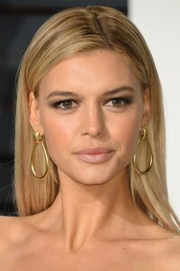 Kelly Rohrbach.jpg