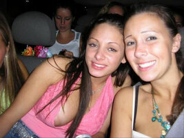 downblouse_nip_slip.jpg