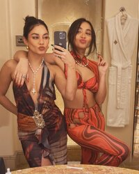 vanessahudgens_1672574846853702.jpg