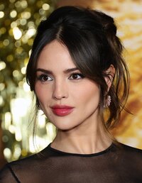 324432072_324355153_eiza-15.jpg