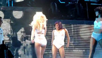 Britney Spears_Femme Fatale Tour Summerfest hd720p.MP4_snapshot_01.45_[2012.11.24_19.12.16].jpg