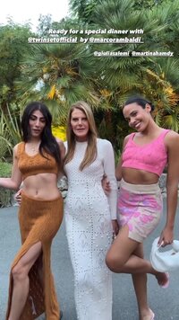 vlcsnap-2023-06-22-21h17m15s580.jpg