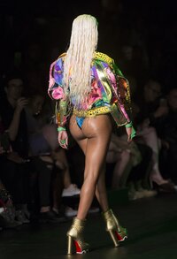 teyana taylor in passerella 04.jpg