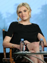 eliza taylor al talk 04.jpg