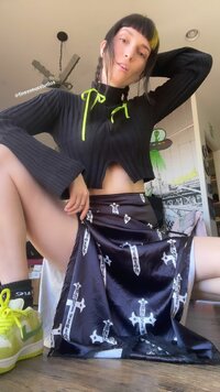 dani_thorne_20231213_STORIES_3257169732575123389_1_3257169732575123389.jpg